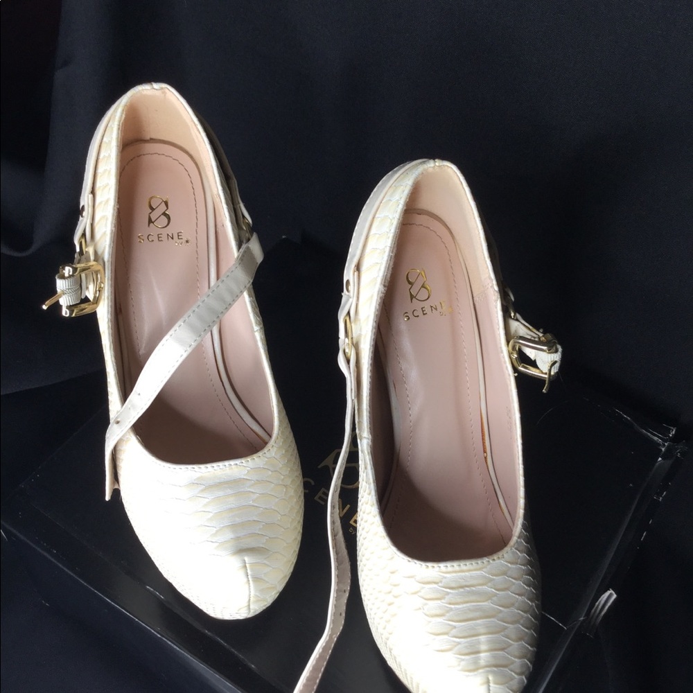 Beige Platform Heels - Picture 2 of 4